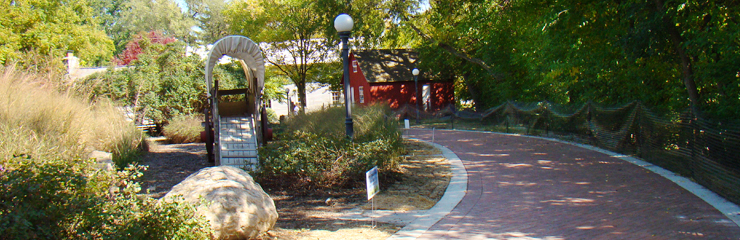 Permeable paving blends with naturalized plantings at Naper Settlement, a WRD Environmental project.